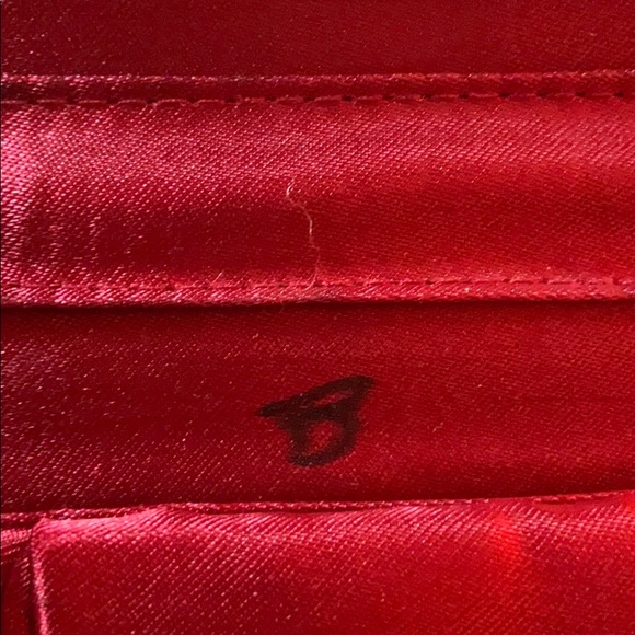 Handbag - Picture 2 of 2